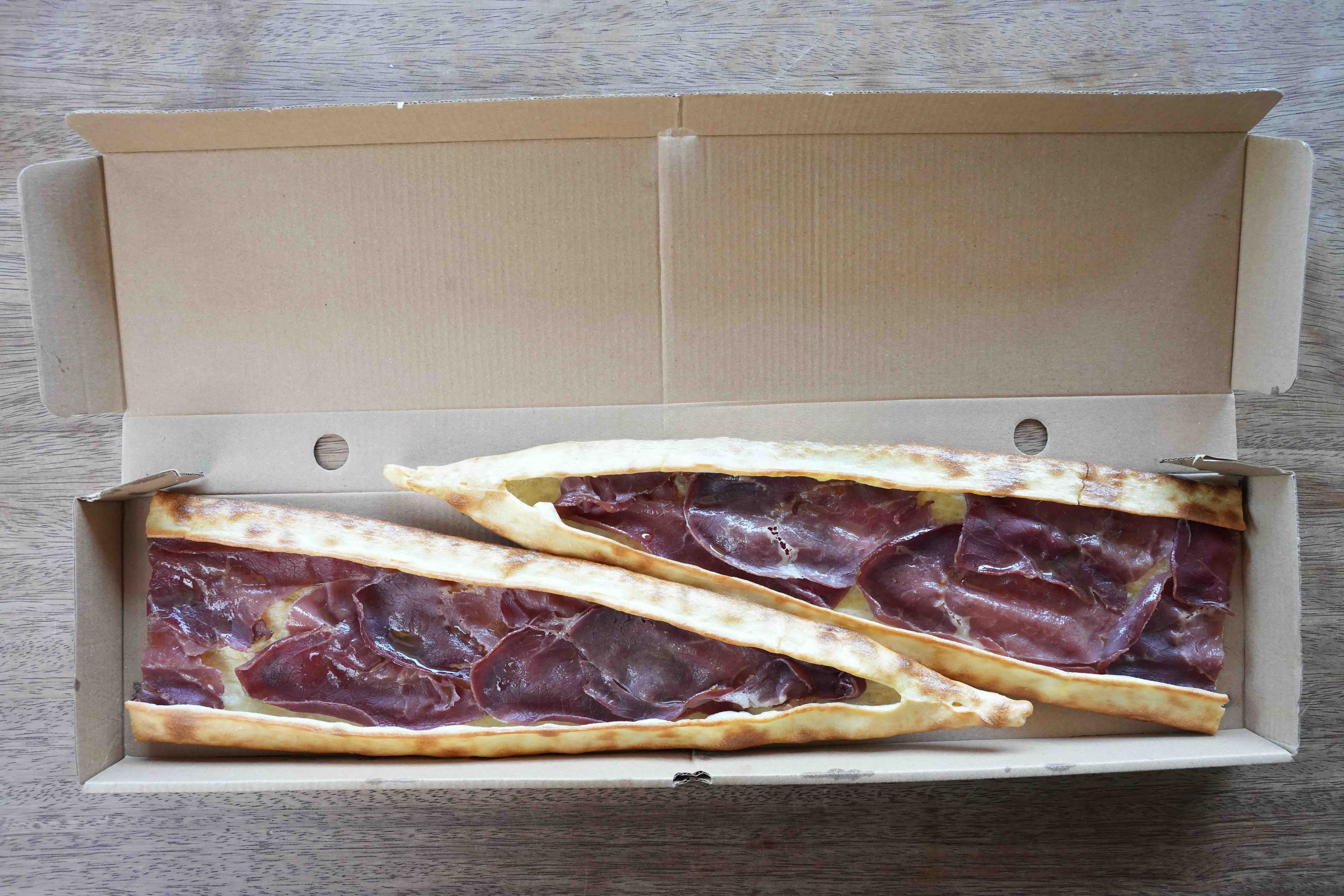 Pastırmalı Pide